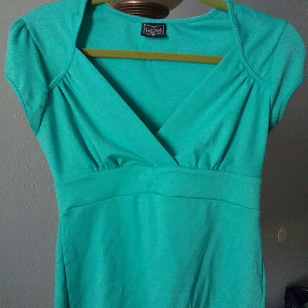 Rock steady aqua blue knit blouse pin-up top Med.